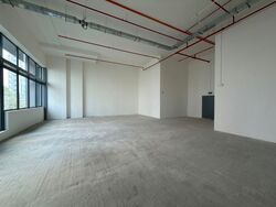 Space 18 (D12), Warehouse #596282721